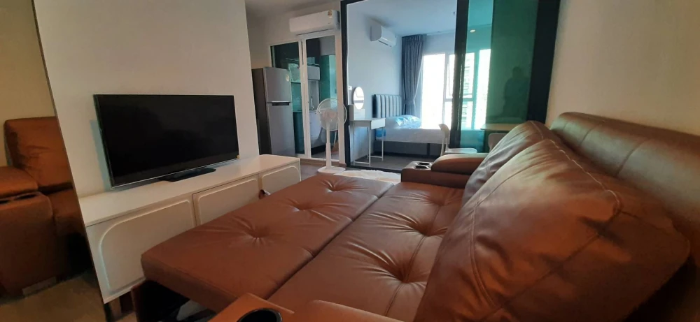 ให้เช่า รีเจ้นท์ โฮม บางนา เป็นห้องมุมแปลนห้องโล่งกว้างเงียบมีความเป็นส่วนตัวเย็นลมผ่านตลอด จองเลย