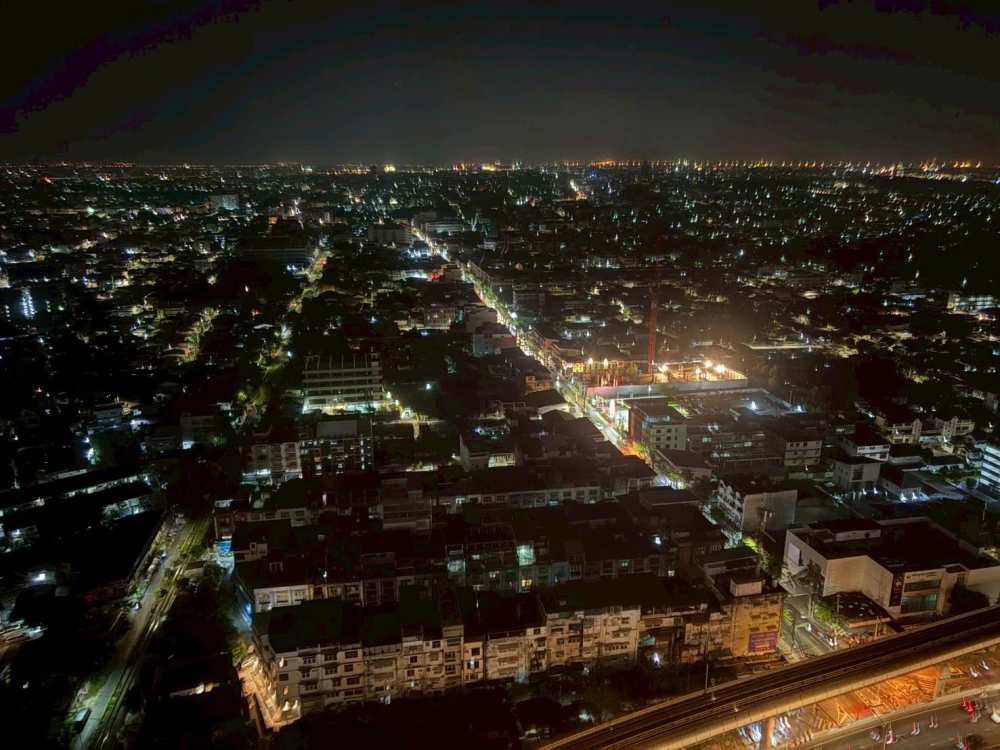 ให้เช่า รีเจ้นท์ โฮม วุฒากาศ ชั้นสูง วิวสวย ห้องตกแต่งเฟอร์นิเจอร์ Built-in มีกระจกกั้นห้อง รีบจองเลย