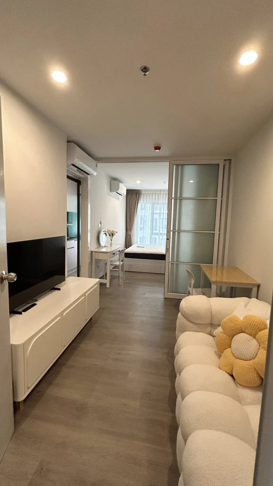 ให้เช่า รีเจ้นท์ โฮม วุฒากาศ ห้องน่าอยู่ เฟอร์ เครื่องใช้ไฟฟ้าครบ มาแต่ตัวเข้าอยู่ได้เลย คุณต้องไม่พลาด