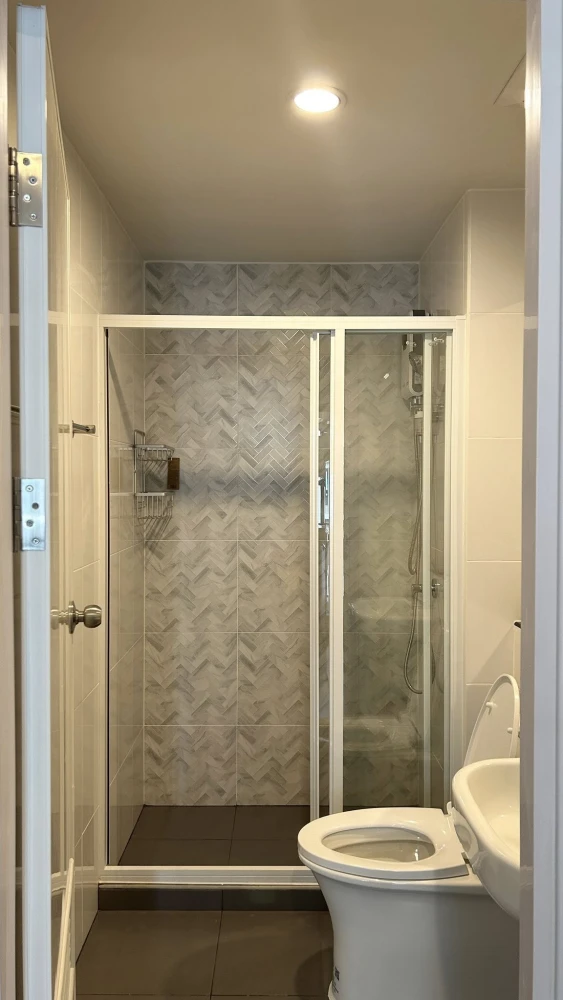 ให้เช่า รีเจ้นท์ โฮม วุฒากาศ ห้องน่าอยู่ เฟอร์ เครื่องใช้ไฟฟ้าครบ มาแต่ตัวเข้าอยู่ได้เลย คุณต้องไม่พลาด