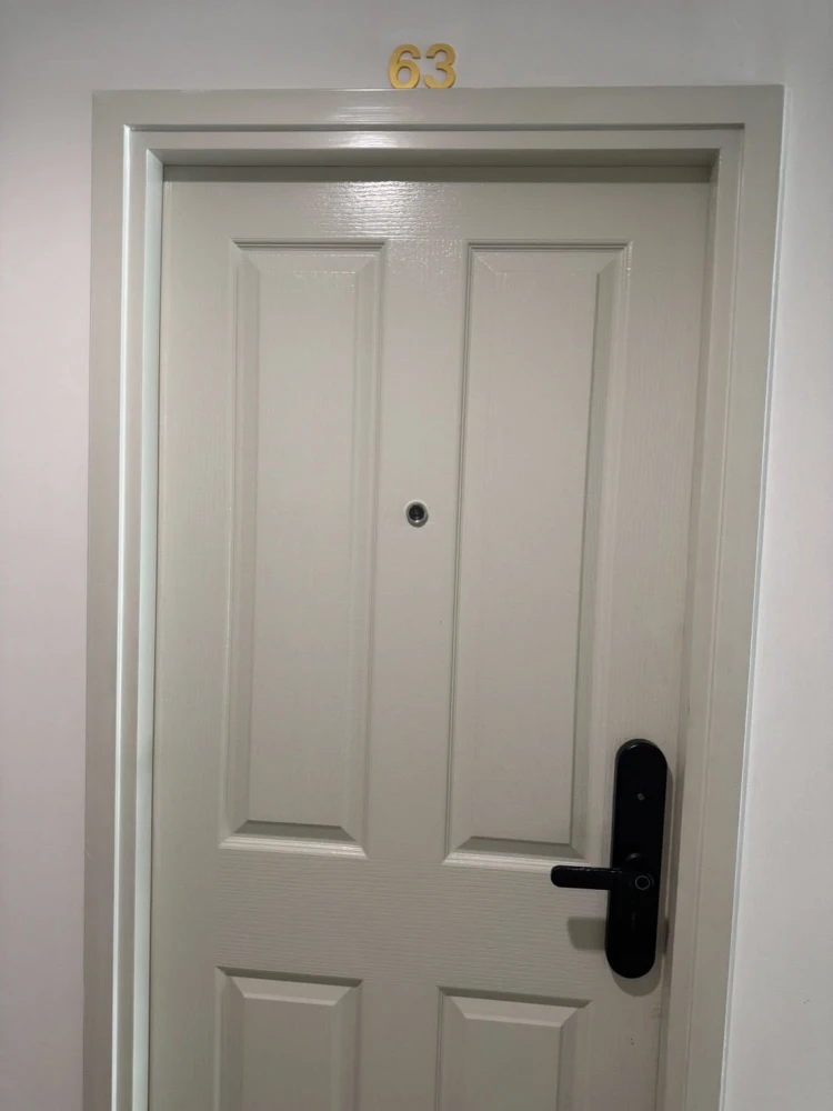 ให้เช่า รีเจ้นท์ โฮม สุขุมวิท 97/1 ตึก C ชั้น 3 กั้นห้องเป็นสัดส่วนอย่างดี เฟอร์นิเจอร์ครบ พร้อมอยู่