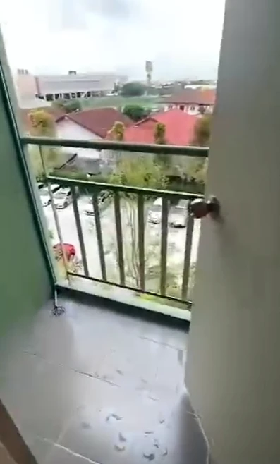 ให้เช่า ลุมพินีมิกซ์เทพารักษ์ - ศรีนครินทร์ ห้องน่าอยู่ เฟอร์ครบ ราคาสบายกระเป๋า มาแต่ตัวเข้าอยู่ได้เลย+++