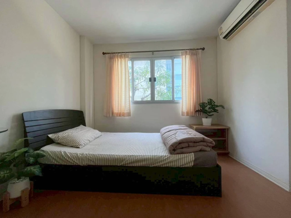 ให้เช่า ลุมพินี คอนโดทาวน์ รัตนาธิเบศร์ ห้องน่าอยู่ พร้อมเฟอร์ + เครื่องใช้ไฟฟ้าครบ จองเลย ห้ามพลาด +++