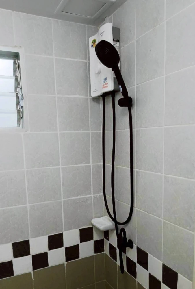 ให้เช่า ลุมพินี คอนโดทาวน์ รัตนาธิเบศร์ ห้องพร้อมเฟอร์ + เครื่องใช้ไฟฟ้า มาแต่ตัวเข้าอยู่ได้เลย +++