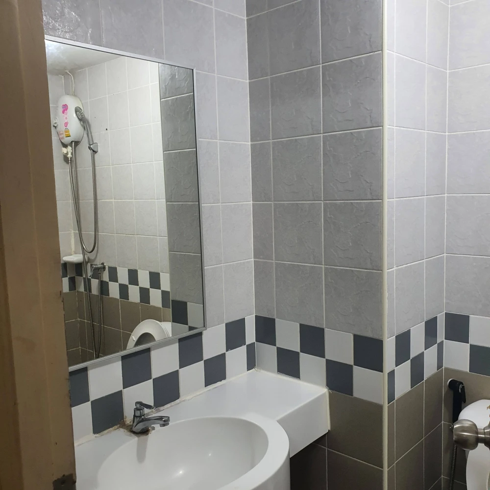 ให้เช่า ลุมพินี คอนโดทาวน์ รามอินทรา-หลักสี่  ห้องพร้อมอยู่ เฟอร์พ้อม จองเลย