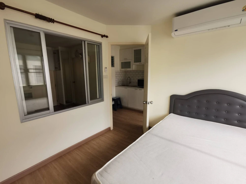 ให้เช่า  ลุมพินี คอนโดทาวน์ รามอินทรา - หลักสี่ ห้องพร้อมอยู่ ราคาสบายกระเป๋า เฟอร์พร้อม + เครื่องใช้ไฟฟ้าครบ จองเลย