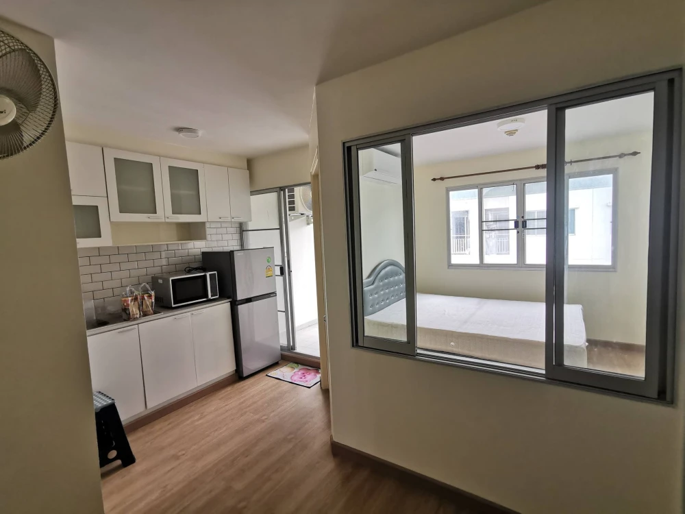 ให้เช่า  ลุมพินี คอนโดทาวน์ รามอินทรา - หลักสี่ ห้องพร้อมอยู่ ราคาสบายกระเป๋า เฟอร์พร้อม + เครื่องใช้ไฟฟ้าครบ จองเลย