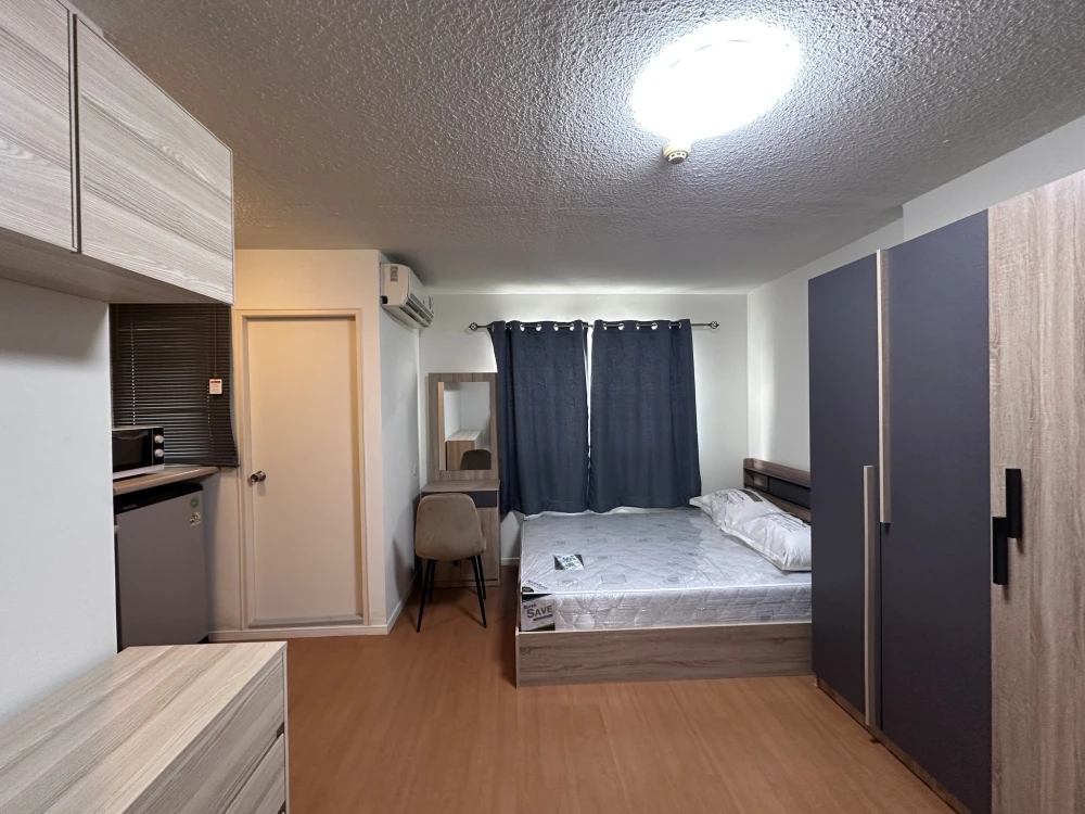 ให้เช่า ลุมพินี คอนโดทาวน์ ร่มเกล้า-สุวรรณภูมิ ห้องน่าอยู่ เฟอร์ครบ + เครื่องใช้ไฟฟ้าพร้อม จองเลย