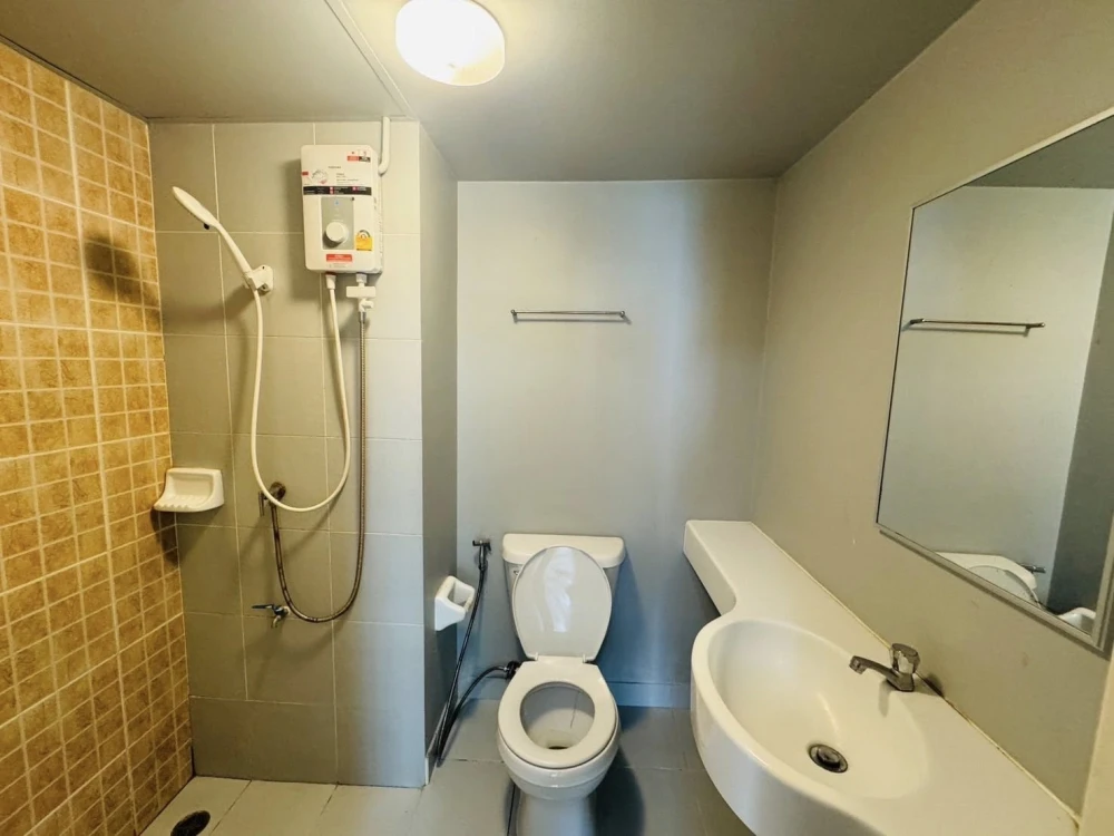 ให้เช่า ลุมพินี ทาวน์ชิป รังสิต คลอง 1 แบบ 1 ห้องนอน 1 ห้องน้ำ พร้อมเครื่องใช้ไฟฟ้า ช้าหมดอดนะจ๊ะ