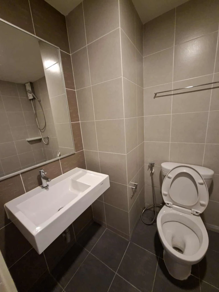 ให้เช่า ลุมพินี วิลล์ พระนั่งเกล้า-ริเวอร์วิว ห้องพร้อมอยู่ เฟอร์พร้อม ราคาดี ชั้นไม่สูงมาก จองเลย