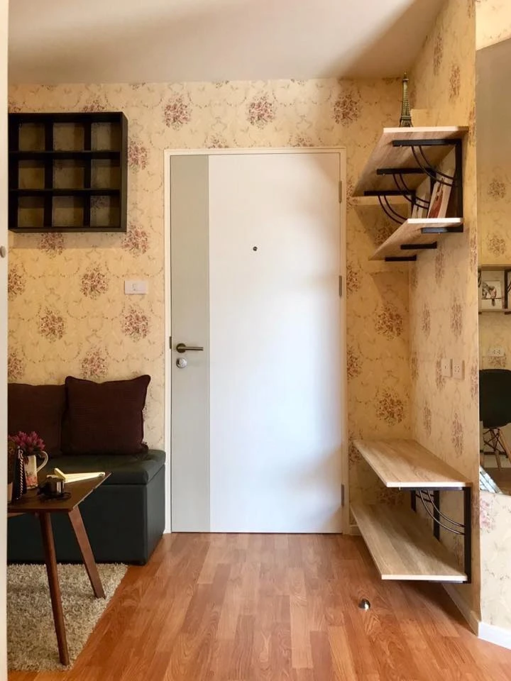 ให้เช่า ลุมพินี วิลล์ ราชพฤกษ์-บางแวก วิวสระว่ายน้ำ ห้องสวย คอนโด เงียบ สงบ ติกวอลเปเปอร์ทั้งห้อง จองเลย