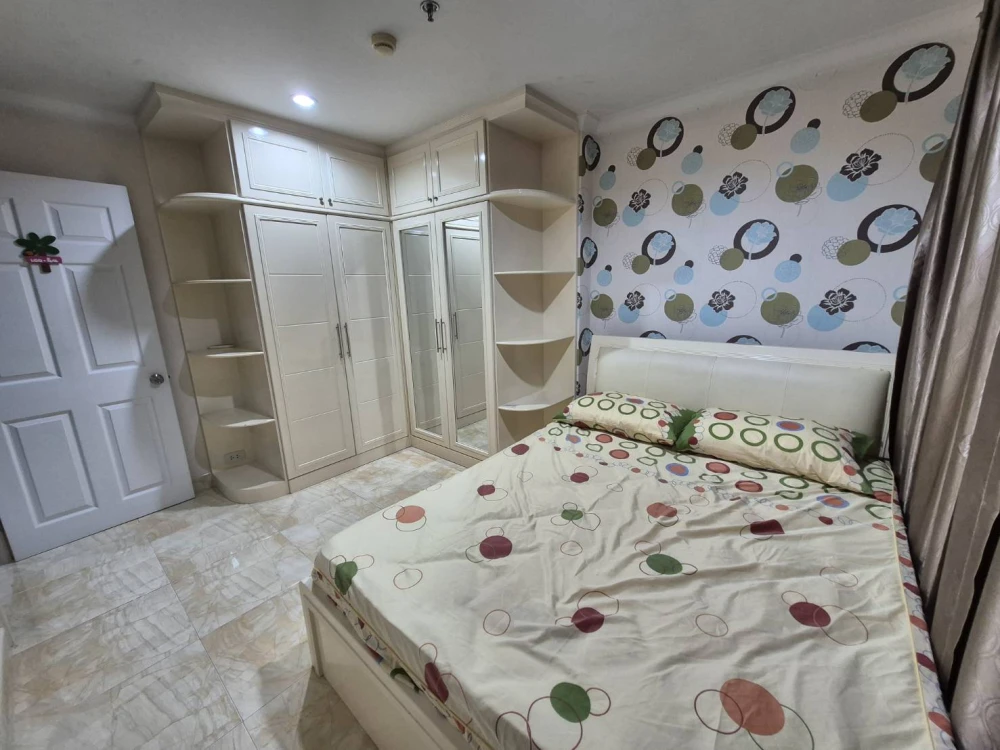 ให้เช่า ลุมพินี สวีท ปิ่นเกล้า ห้องพร้อมอยู่ เฟอร์พร้อม รีบจองเลย+++