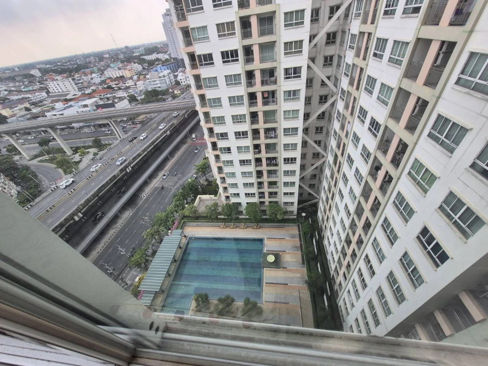 ให้เช่า ลุมพินี สวีท ปิ่นเกล้า ห้องพร้อมอยู่ เฟอร์พร้อม รีบจองเลย+++