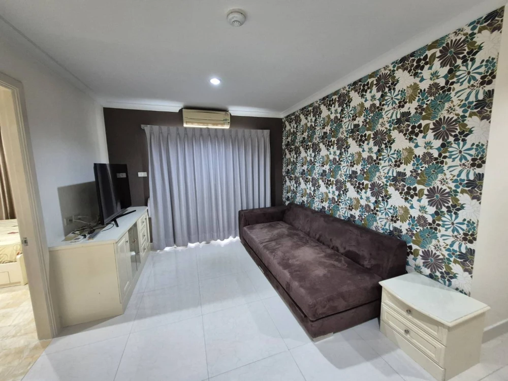 ให้เช่า ลุมพินี สวีท ปิ่นเกล้า ห้องพร้อมอยู่ เฟอร์พร้อม รีบจองเลย+++