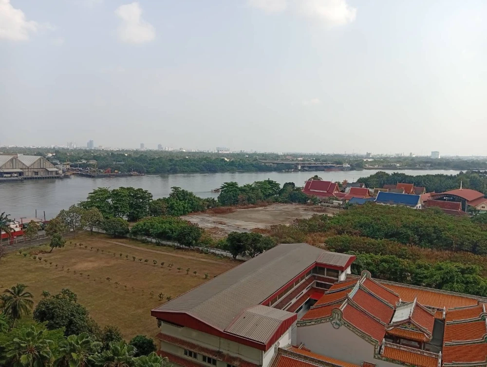 ให้เช่า ลุมพินี เพลส นราธิวาส – เจ้าพระยา ห้องมุม ลมดี เป็นส่วนตัว เฟอร์นิเจอร์และเครื่องใช้ไฟฟ้าครบ พร้อมเข้าอยู่