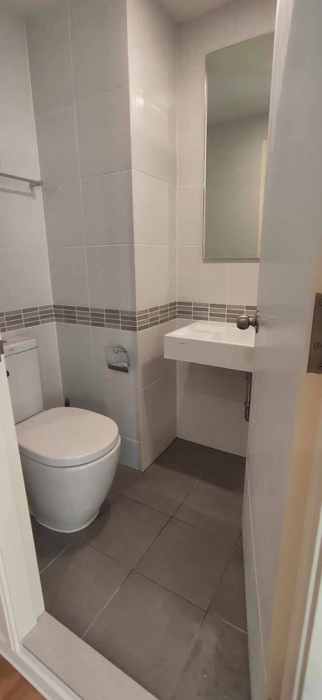 ให้เช่า ลุมพินี เพลส บางนา กม.3 ห้องพร้อมอยู่ ราคาสบายกระเป๋า เฟอร์พร้อม รีบจองเลย