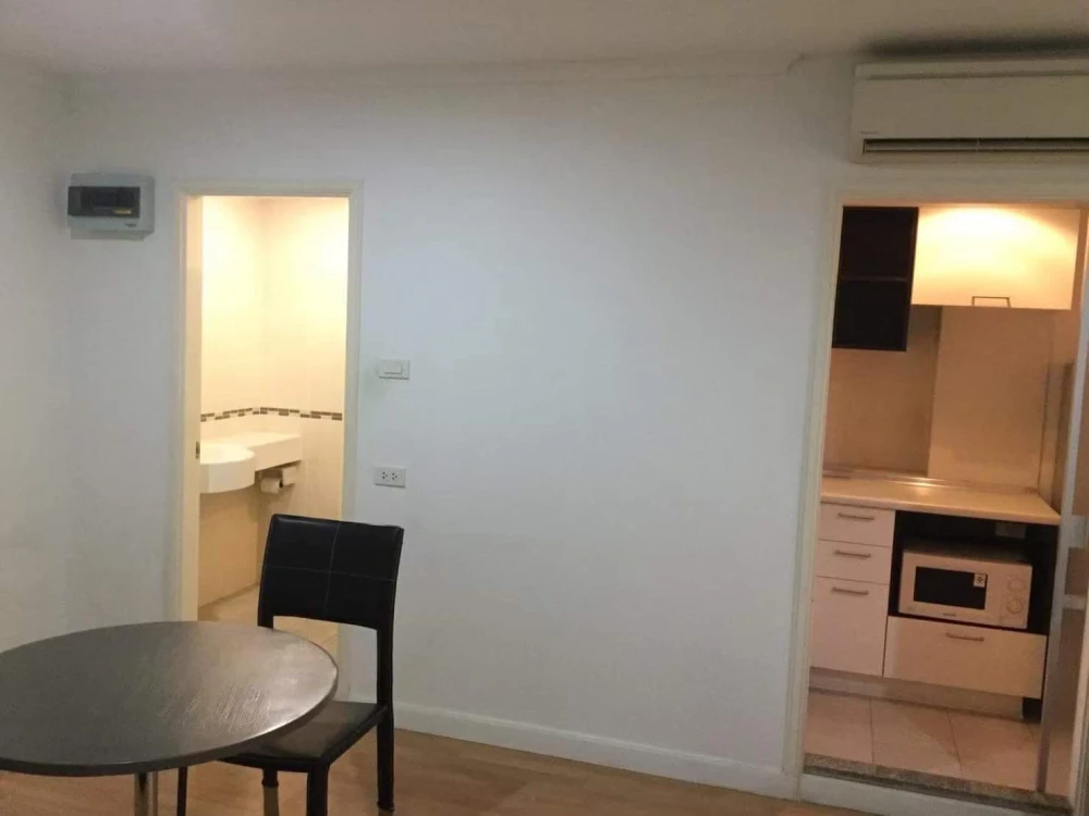 ให้เช่า ลุมพินี เพลส พระราม 8 วิวสระว่ายน้ำ พร้อมเฟอร์และเครื่องใช้ไฟฟ้าครบ จองด่วนๆจ้า