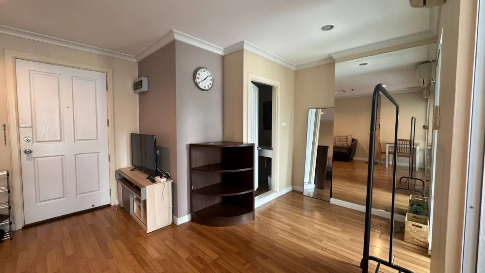 ให้เช่า ลุมพินี เพลส พระราม 9-รัชดา วิวสวยมาก ห้องกว้าง อยู่แล้วไม่อึดอัด เฟอร์ฯแน่นๆ รีบจองก่อนพลาด