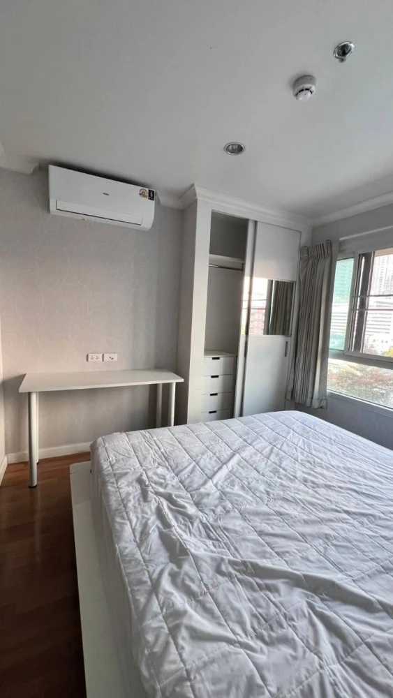 ให้เช่า ลุมพินี เพลส พระราม 9-รัชดา วิวสวยมาก ห้องกว้าง อยู่แล้วไม่อึดอัด เฟอร์ฯแน่นๆ รีบจองก่อนพลาด