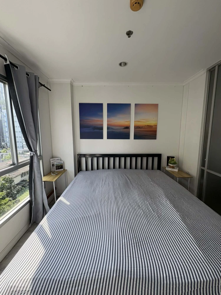 ให้เช่า ลุมพินี เพลส รัชโยธิน  สไตล์ลอฟท์คลีนๆ ถ่ายรูปสวยทุกมุม  ชั้น 4 ลมดี แดดสวย ห้องโปร่ง จองเลย images