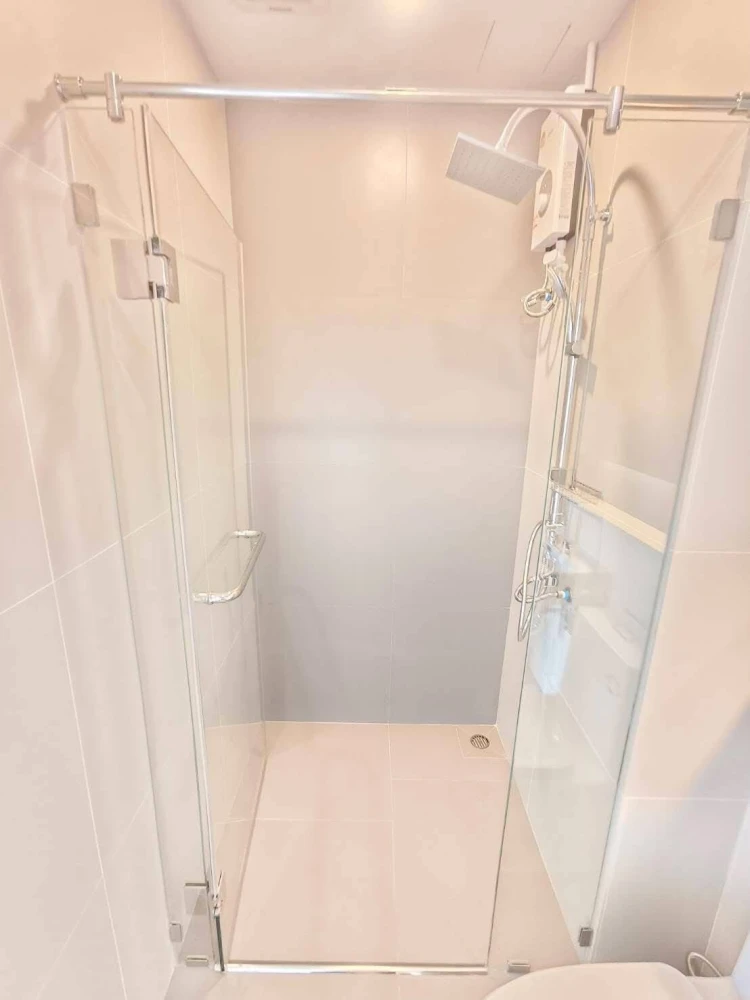 ให้เช่า ลุมพินี เพลส แจ้งวัฒนะ-ปากเกร็ด สเตชั่น ห้องขนาด 28 ตรม ชั้น 19 มีเครื่องซักผ้า โต๊ะกินข้าว ไม่จองไหวหรอ