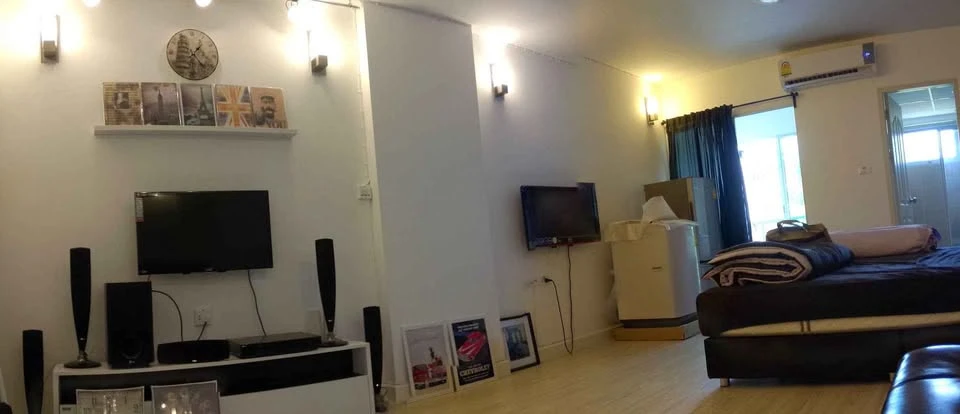 ให้เช่า ศุภาลัย ซิตี้ รีสอร์ต รัชดา-ห้วยขวาง ชั้น 2 อาคาร 1 ด้านหลังบรรยากาศร่มรื่น หิ้วกระเป๋าเข้าอยู่ได้เลย