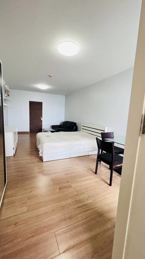 ให้เช่า ศุภาลัย ปาร์ค เกษตร ชั้น 10 อาคาร B วิวสระน้ำ หิ้วกระเป๋า อยู่ได้เลย