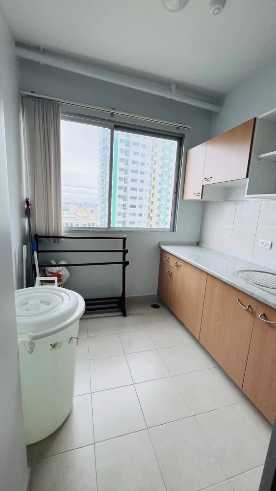 ให้เช่า ศุภาลัย ปาร์ค เกษตร ชั้น 10 อาคาร B วิวสระน้ำ หิ้วกระเป๋า อยู่ได้เลย