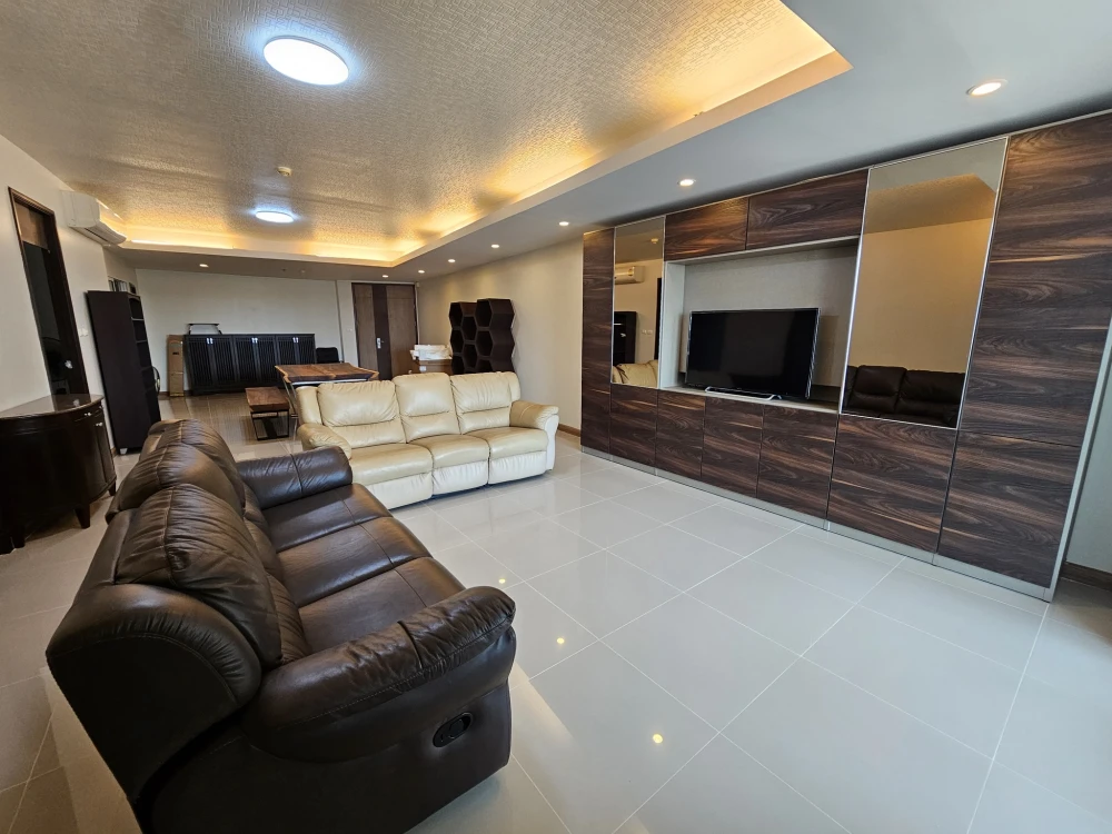 ให้เช่า ศุภาลัย ริเวอร์ รีสอร์ท ห้องใหญ่มากเวอร์ มี 3 ห้องนอน 4 ห้องน้ำ วิวแม่น้ำเจ้าพระยา ห้ามพลาด