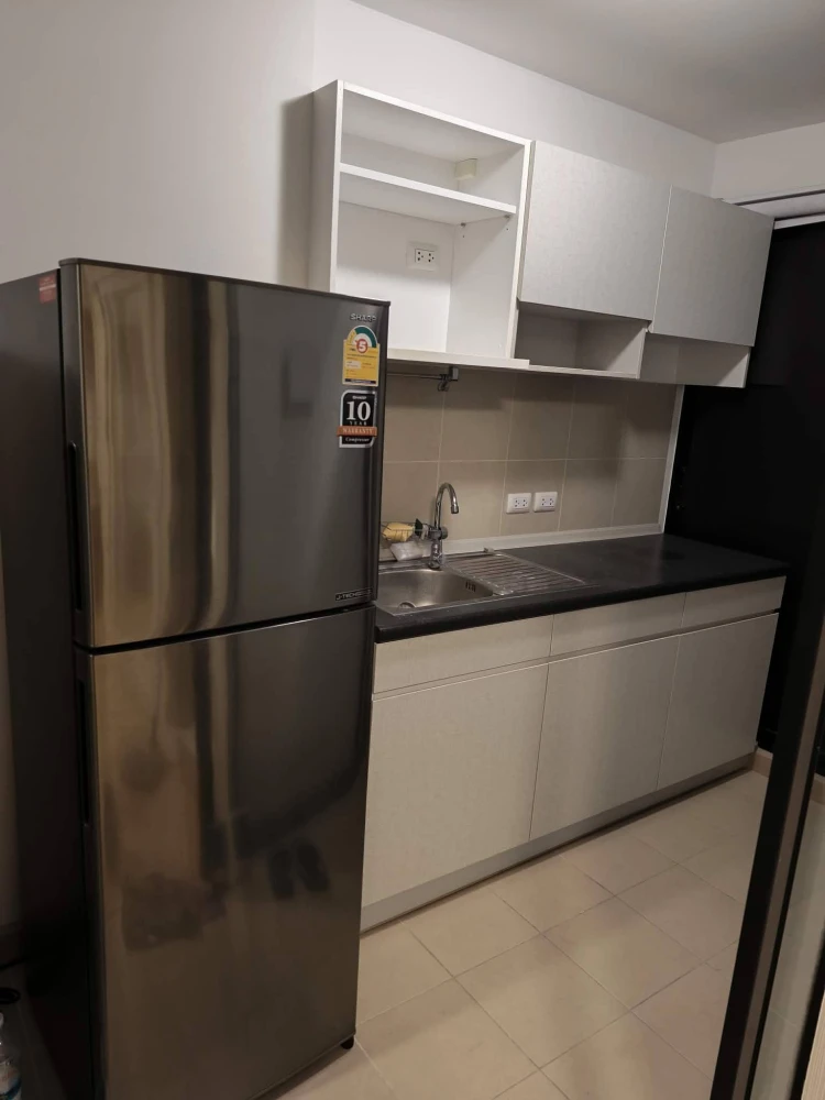 ให้เช่า ศุภาลัย ลอฟท์ สถานีตลาดพลู ห้องบิ้วทั้งห้อง กั้นกระจกแยกห้อง พร้อมลากกระเป๋าเข้าอยู่ได้เลย