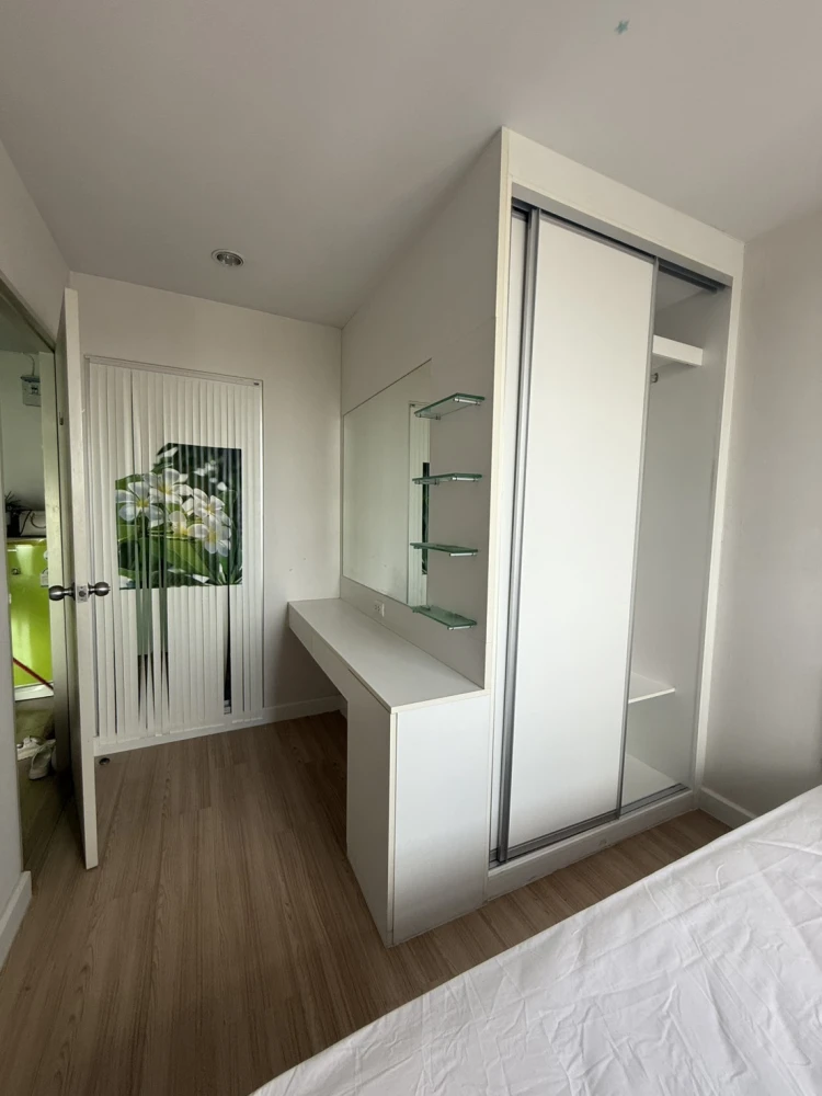 ให้เช่า สัมมากร​ S9  ห้องพร้อมอยู่ เฟอร์พร้อม ราคาสบายกระเป๋า รีบจองเลย