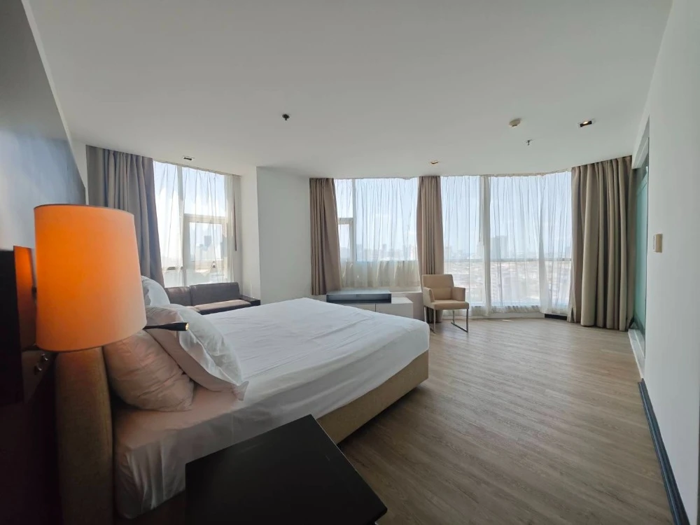 ให้เช่า สาทร เฮอริเทจ 2 ห้องนอน มาพร้อมการตกแต่งที่ครบครัน สนใจรีบจองเลย