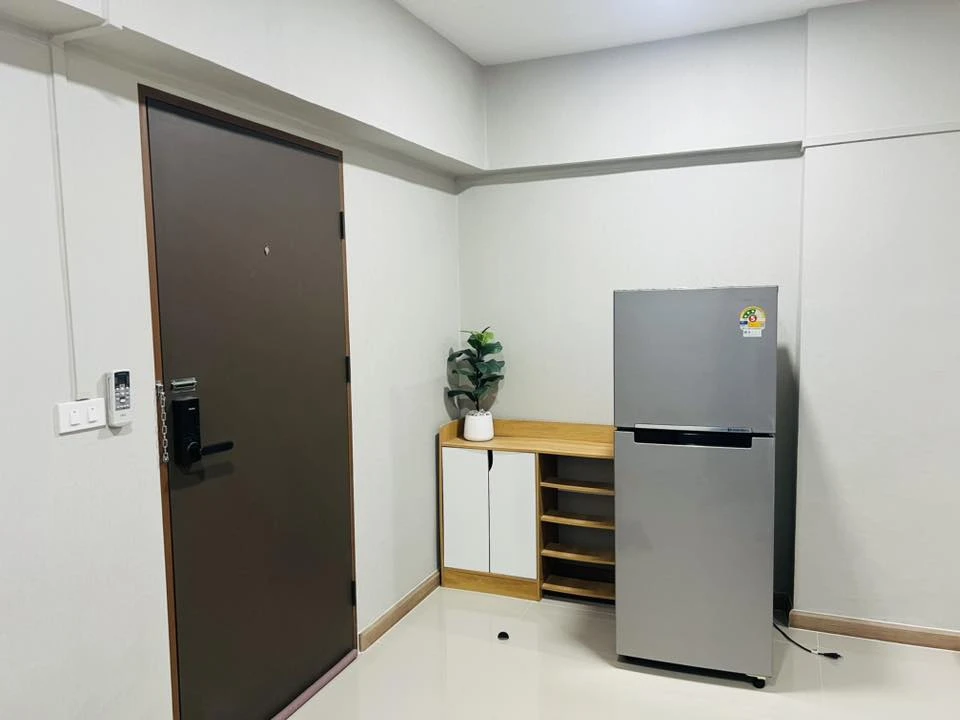 ให้เช่า สิริ ศรีลาซาล พร้อมเฟอร์นิเจอร์และเครื่องใช้ไฟฟ้า มาแต่ตัวเข้าอยู่ได้เลย