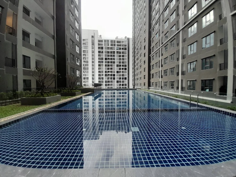 ให้เช่า ห้องเปล่า คอนโดรีเจ้นท์โฮม วุฒากาศ ชั้นสูง วิวเมืองทิศตะวันออก มาพร้อมราคาสุดพอเศษ มาจองเลย อย่ารอช้า