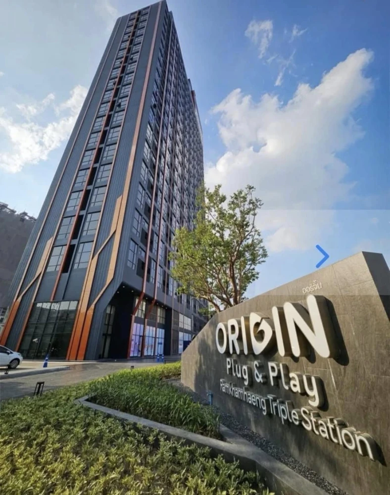 ให้เช่า ออริจิ้น ปลั๊ก แอนด์ เพลย์ รามคำแหง ทริปเปิ้ล สเตชั่น ห้องมุม เพดานสูง วิวเมืองสวยปัง จองเลย