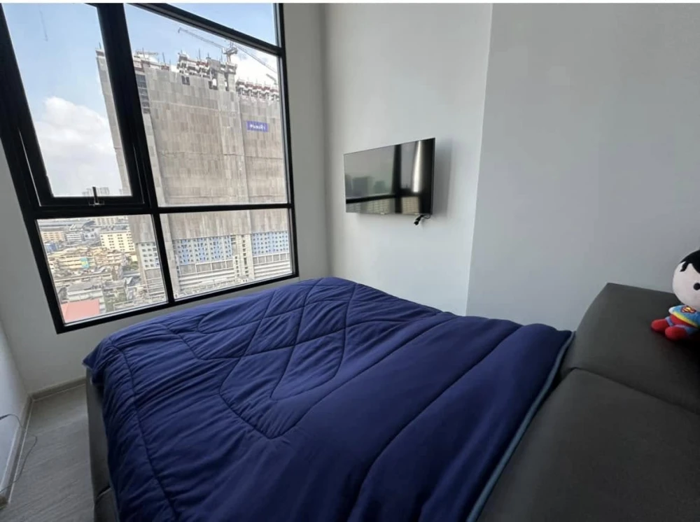 ให้เช่า ออริจิ้น ปลั๊ก แอนด์ เพลย์ รามคำแหง ทริปเปิ้ล สเตชั่น ห้องมุม เพดานสูง วิวเมืองสวยปัง จองเลย