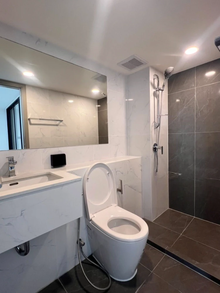 ให้เช่า ออริจิ้น ปลั๊ก แอนด์ เพลย์ สิรินธร สเตชั่น ชั้น 12 ห้องดูเพล็กซ์ โล่ง สบาย พลาดแล้วจะเสียใจ