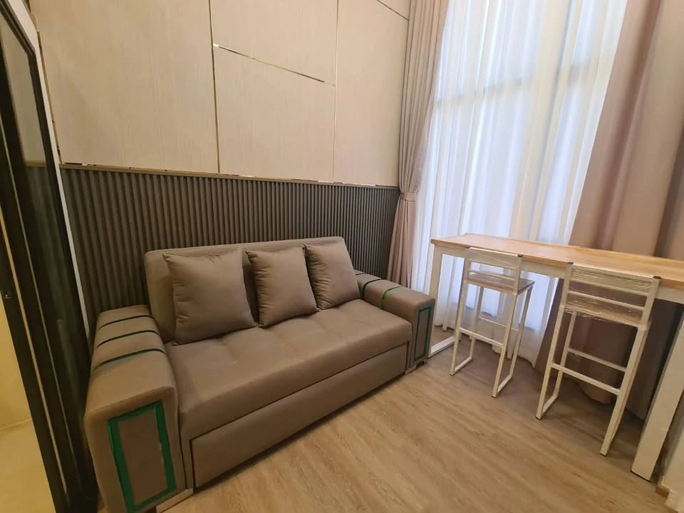 ให้เช่า ออริจิ้น ปลั๊ก & เพลย์ นนทบุรี สเตชั่น ห้อง Duospace เพดานสูง แต่งบิวท์อินสุดเริ่ด ห้ามพลาด