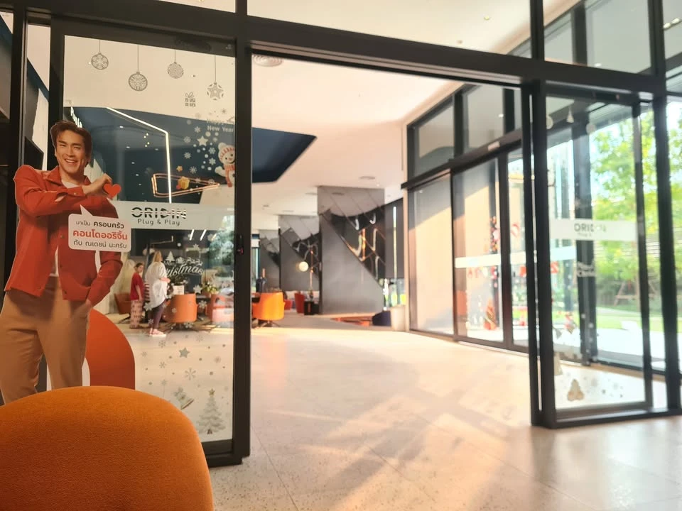 ให้เช่า ออริจิ้น ปลั๊ก & เพลย์ นนทบุรี สเตชั่น ห้อง Duospace เพดานสูง แต่งบิวท์อินสุดเริ่ด ห้ามพลาด