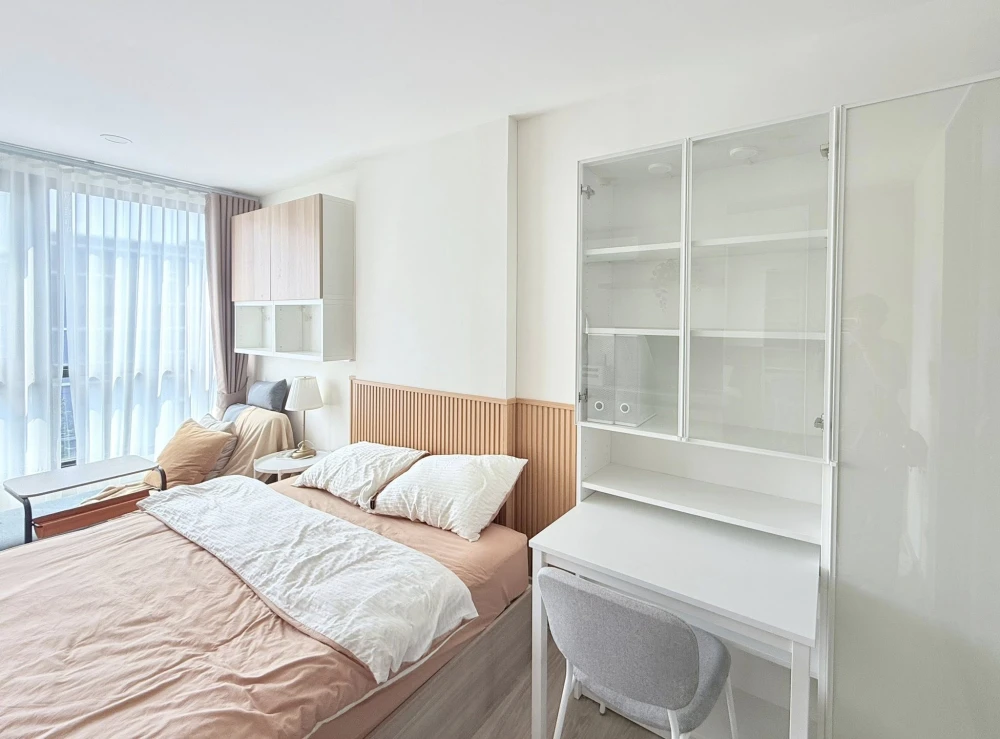 ให้เช่า ออริจิ้น เพลย์ ศรีอุดม สเตชั่น คอนโด เลี้ยงสัตว์ได้ 𝑷𝒆𝒕 𝑭𝒓𝒊𝒆𝒏𝒅𝒍𝒚 ห้องเฟอร์นิเจอร์ Build-in + เครื่องใช้ไฟฟ้าครบชุด ห้ามพลาด