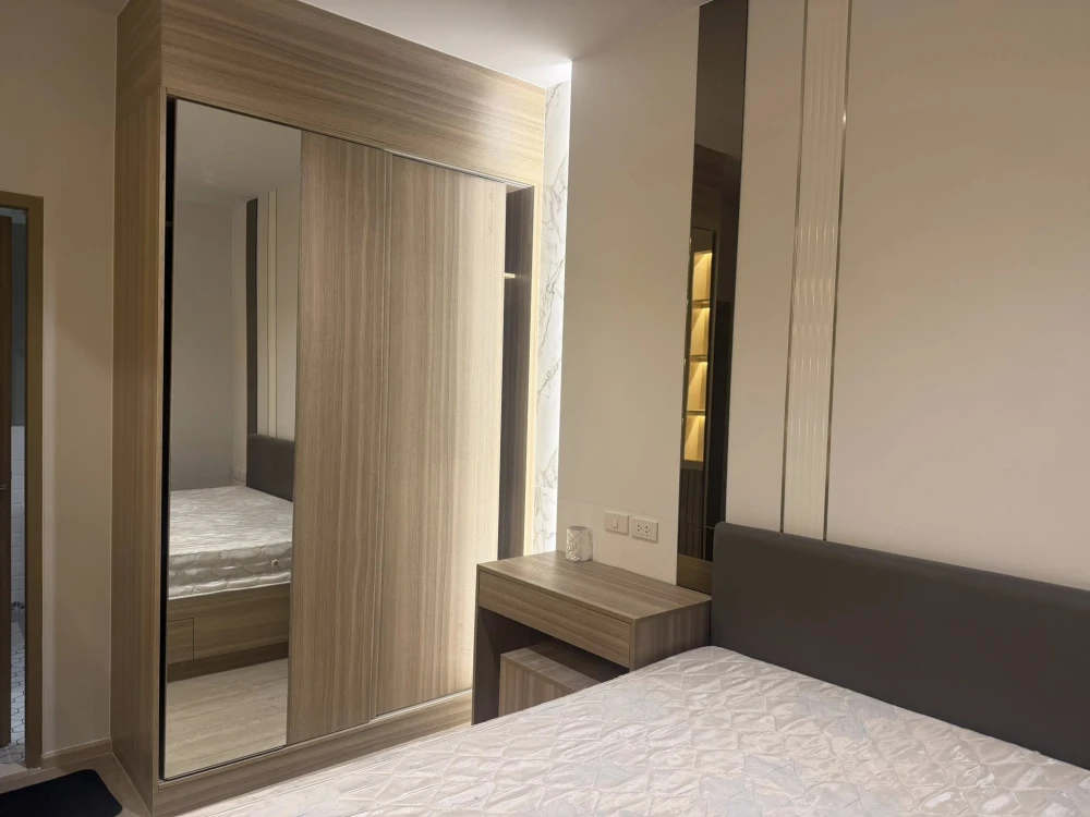 ให้เช่า อัลติจูด ยูนิคอร์น สาธร-ท่าพระ ห้องพร้อมอยู่ ชั้นสูง กว้างขวางอยู่สบาย สิ่งอำนวยความสะดวกครบครัน รีบจองเลยห้ามพลาด!!