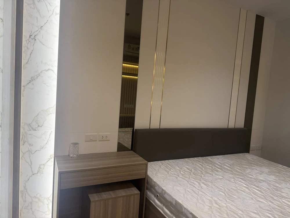 ให้เช่า อัลติจูด ยูนิคอร์น สาธร-ท่าพระ ห้องพร้อมอยู่ ชั้นสูง กว้างขวางอยู่สบาย สิ่งอำนวยความสะดวกครบครัน รีบจองเลยห้ามพลาด!!