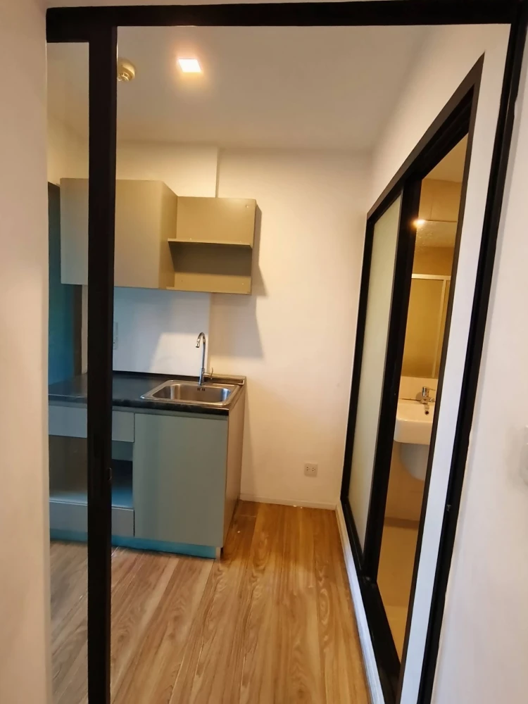 ให้เช่า เคนซิงตัน แหลมฉบัง - ศรีราชา ห้องชั้น 2 มาพร้อมสิ่งอำนวยความสะดวกครบครัน หิ้วกระเป๋าเข้าอยู่ได้เลยจ้า