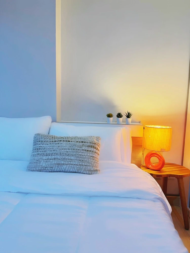 ให้เช่า เช่า Emerald residence รัชดา  ชั้น 2 ตึก C วิวเมือง เฟอร์นิเจอร์ครบ จองเลยจ้า ด่วนๆ