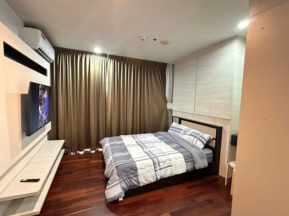 ให้เช่า เซอร์เคิล คอนโดมิเนียม ห้องสวย เฟอร์นิเจอร์ + เครื่องใช้ไฟฟ้าครบ มาแต่ตัวเข้าอยู่ได้เลย images