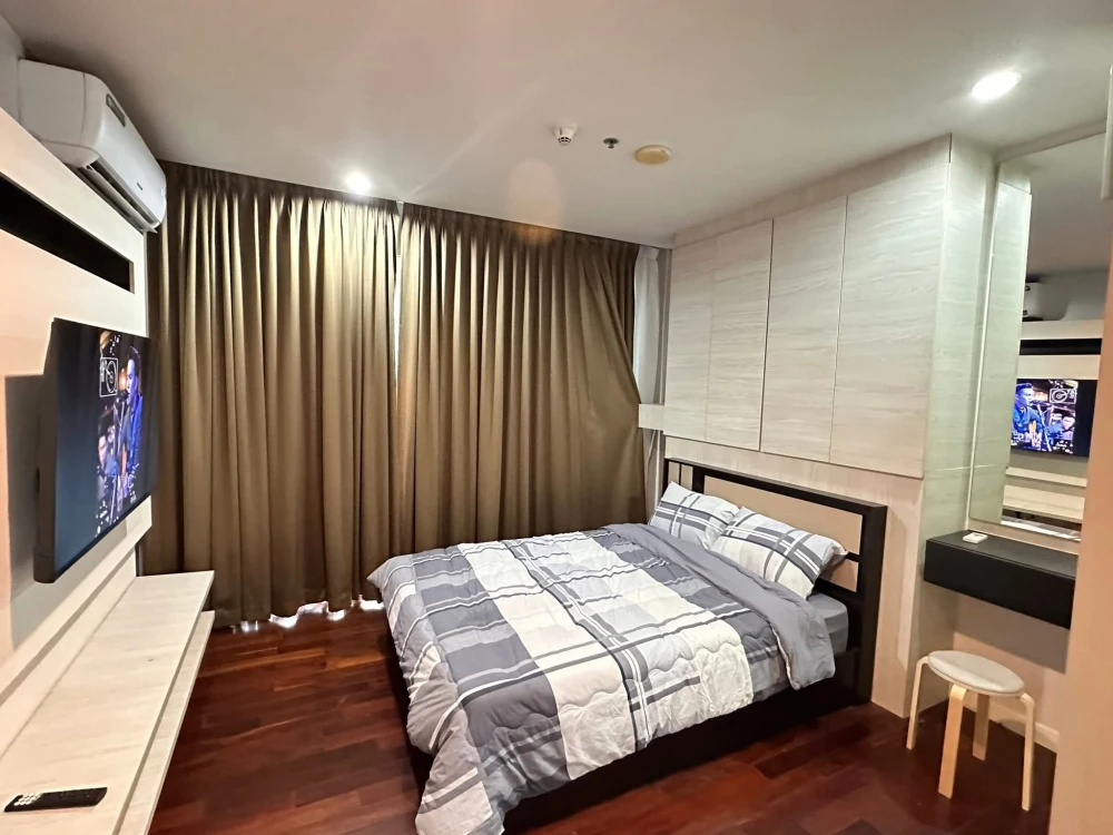 ให้เช่า เซอร์เคิล คอนโดมิเนียม ห้องสวย เฟอร์นิเจอร์ + เครื่องใช้ไฟฟ้าครบ มาแต่ตัวเข้าอยู่ได้เลย