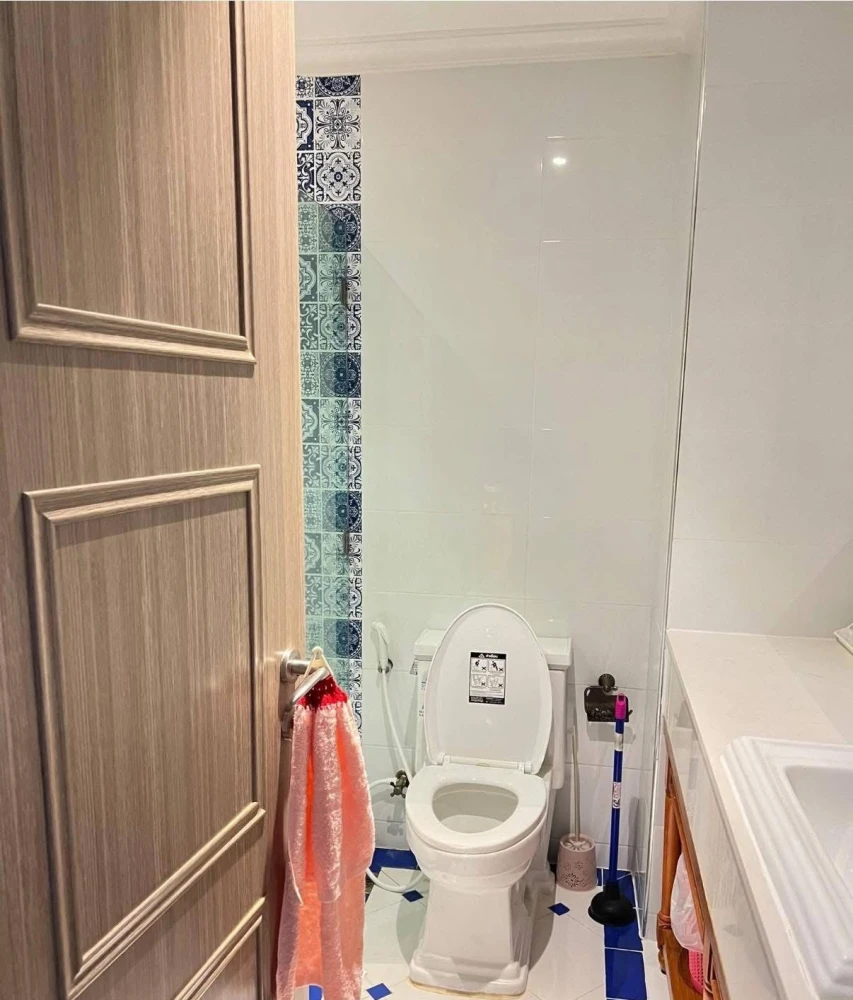 ให้เช่า เซเว่นซี โค้ด ดิ อาซู จอมเทียน ห้องน่าอยู่ เฟอร์พร้อม ราคาสบายกระเป๋า จองเลย