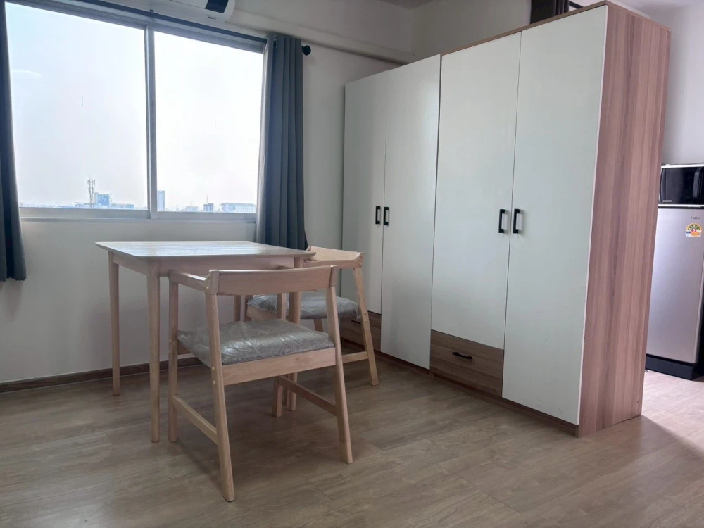 ให้เช่า เดอะ พอยต์ คอนโด แหลมฉบัง ตึก B ชั้น 8 แต่งครบพร้อมอยู่แล้วจ้าา