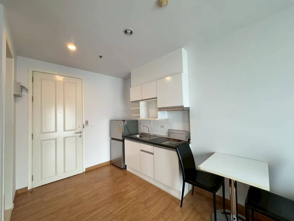 ให้เช่า เดอะ พาร์คแลน เพชรเกษม ชั้นสูง เฟอร์พร้อม + เครื่องใช้ไฟฟ้าครบ จองเลยก่อนพลาด+++