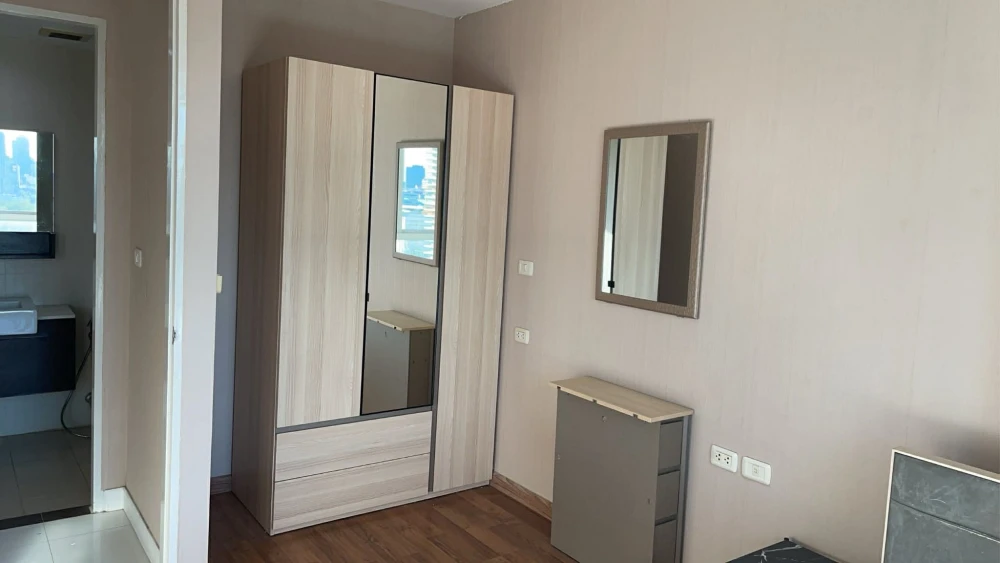 ให้เช่า เดอะ มาร์ค รัชดา - แอร์พอร์ต ลิงก์ ห้องพร้อมอยู่ เฟอร์ + เครื่องใช้ไฟฟ้าพร้อม จองเลย